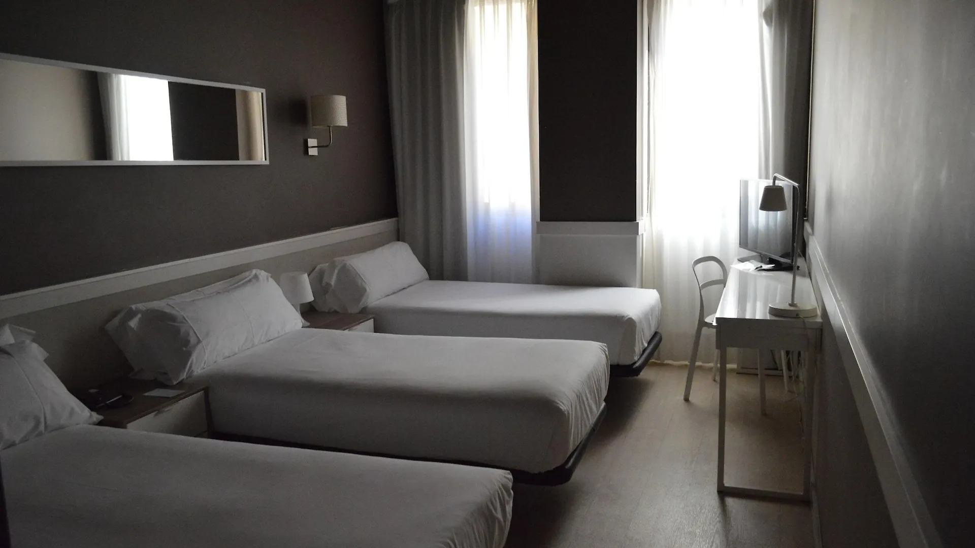 ** Hotell Paral-Lel Barcelona Spanien